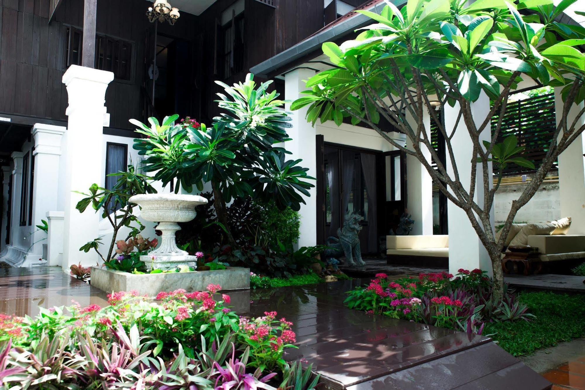 Rachamankha Thai Villa Chiang Mai Exterior photo